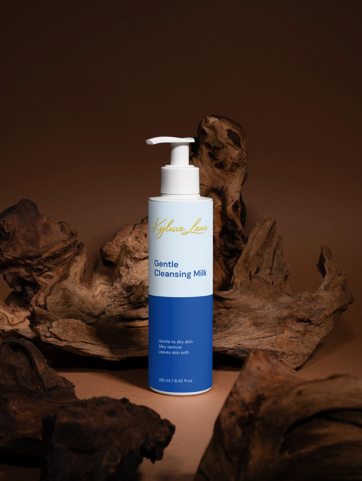 KYLUXE LANE Gentle Cleansing Milk