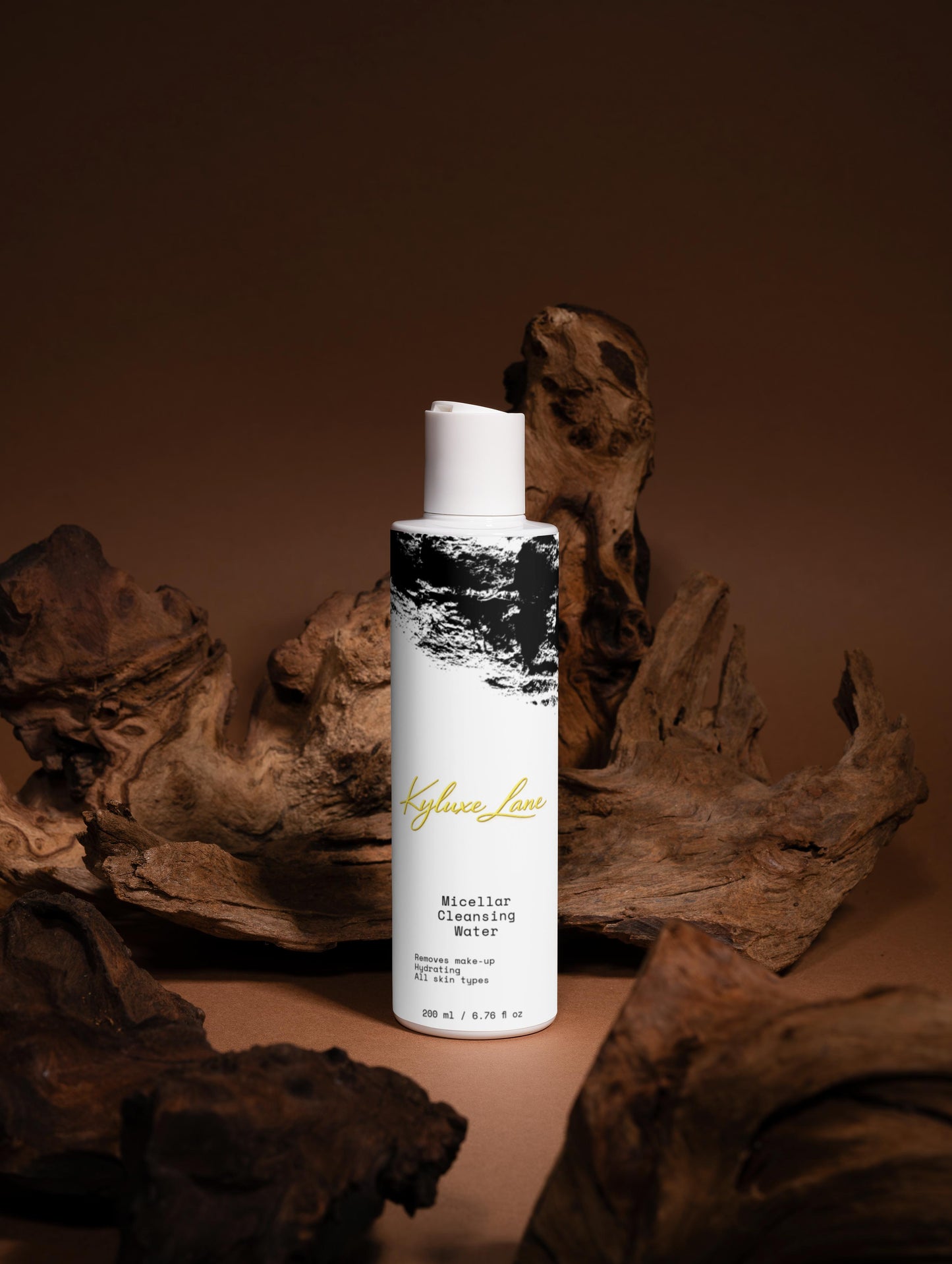 KYLUXE LANE Micellar Cleansing Water