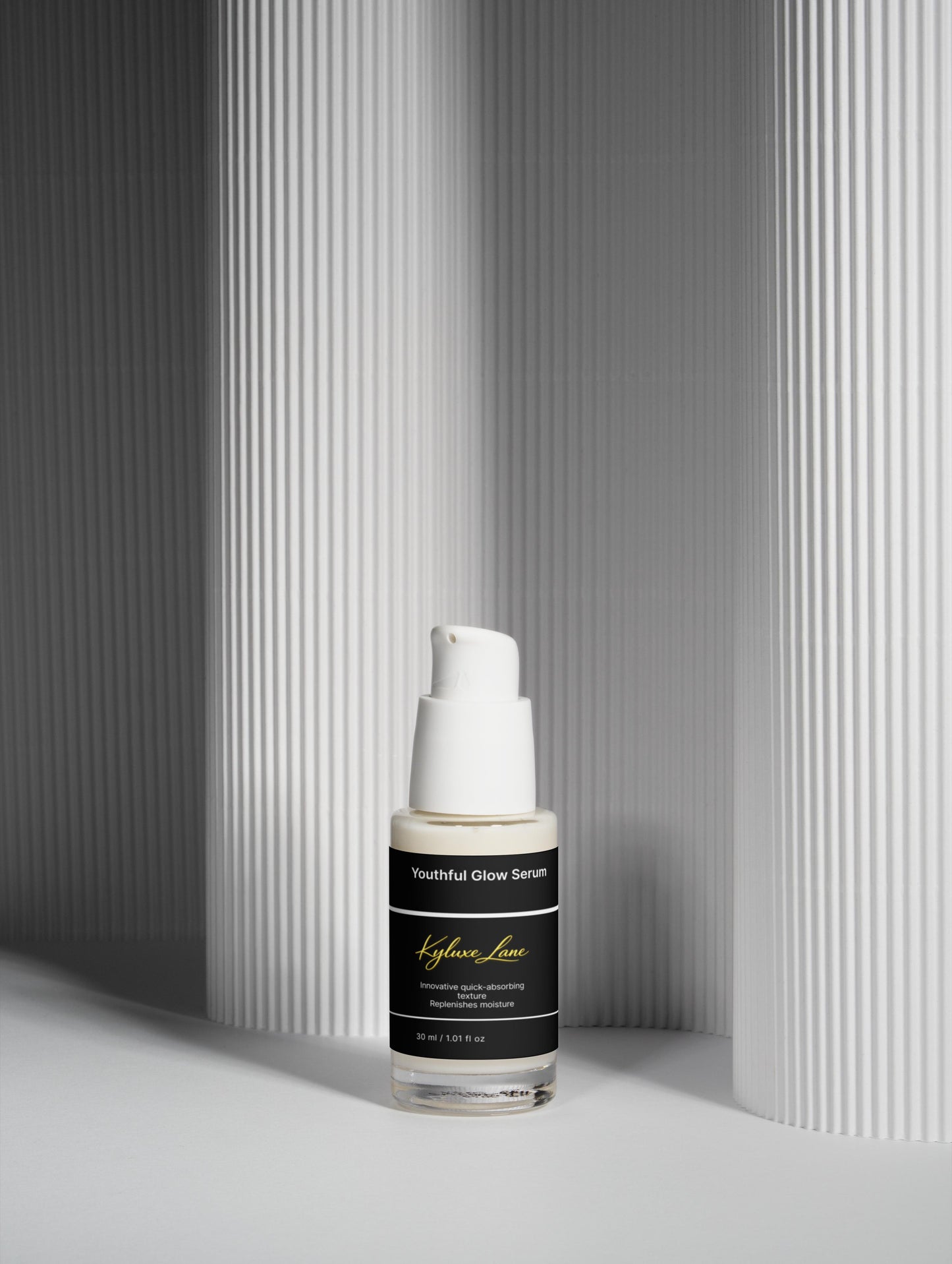 KYLUXE LANE Youthful Glow Serum